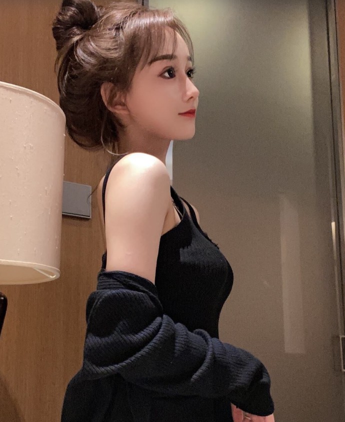  pa~pa啪，小姐姐水多粉嫩，身材超好